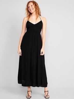 Fit and flare crinkle maxi dress